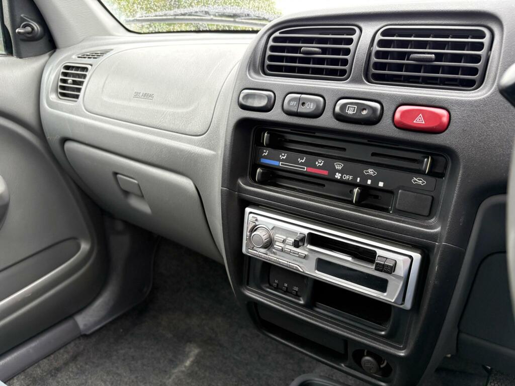 Suzuki Alto 1.1 Gl Hatchback Silver #15