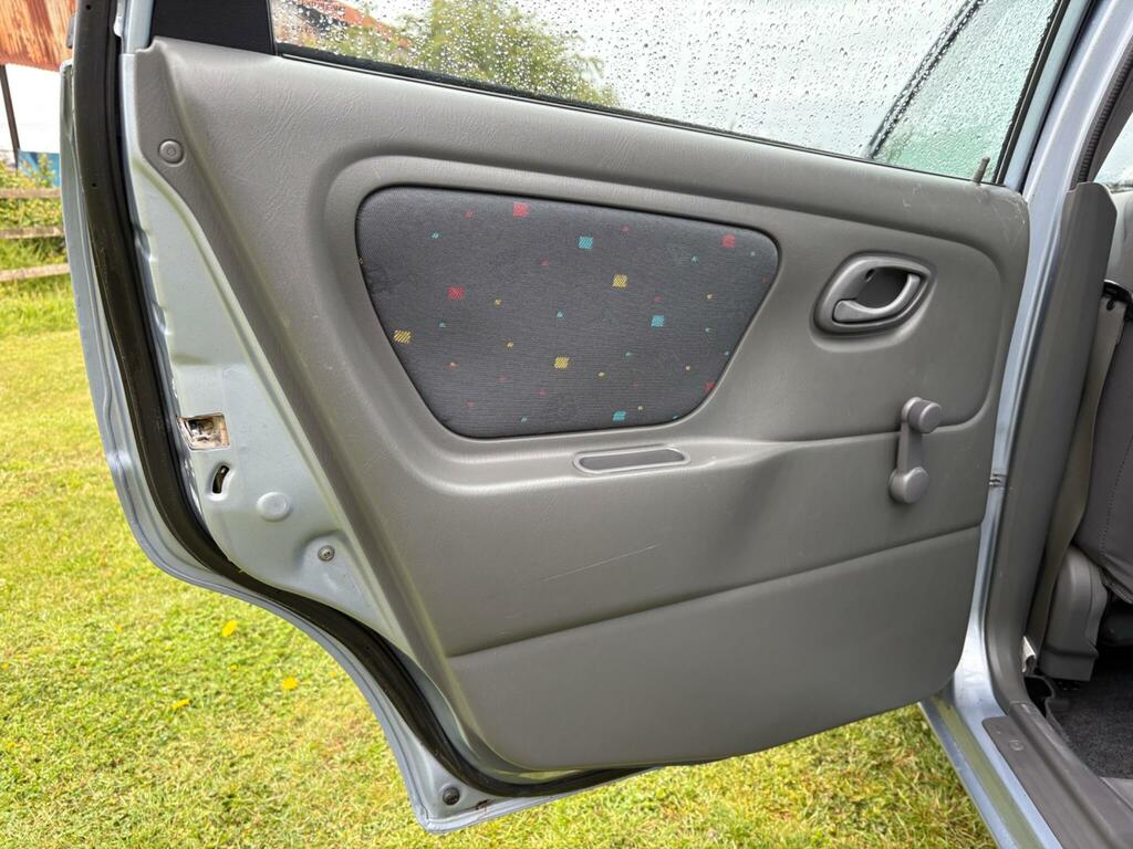 Suzuki Alto 1.1 Gl Hatchback Silver #19