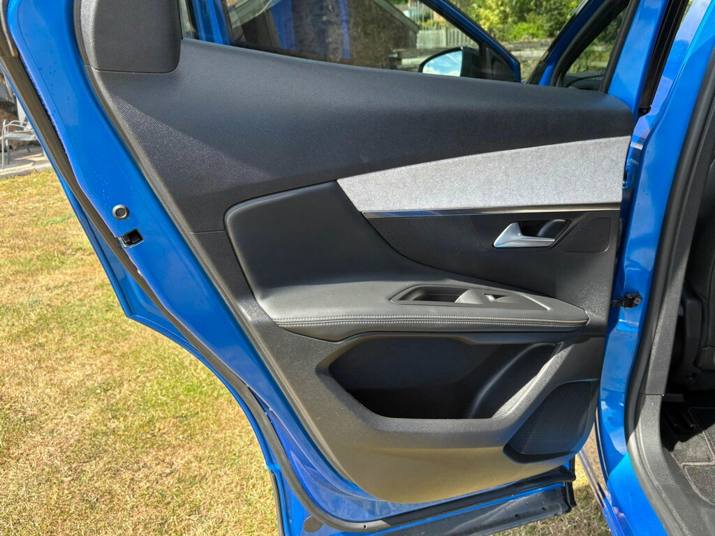 Peugeot 3008 1.2 Puretech Allure Premium Blue #24