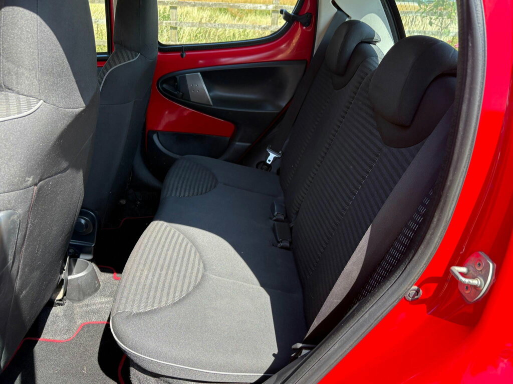 Peugeot 107 Petrol Red #11