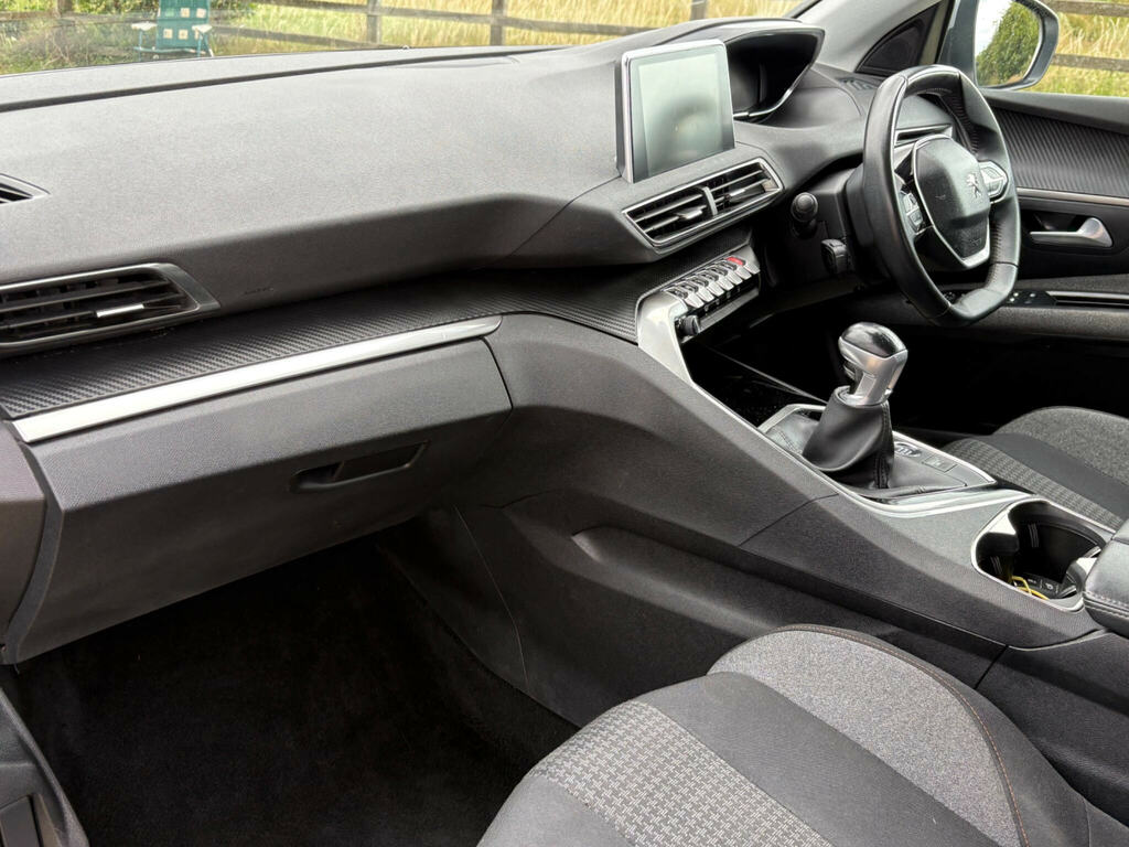 Peugeot 5008 Allure Premium Black #11