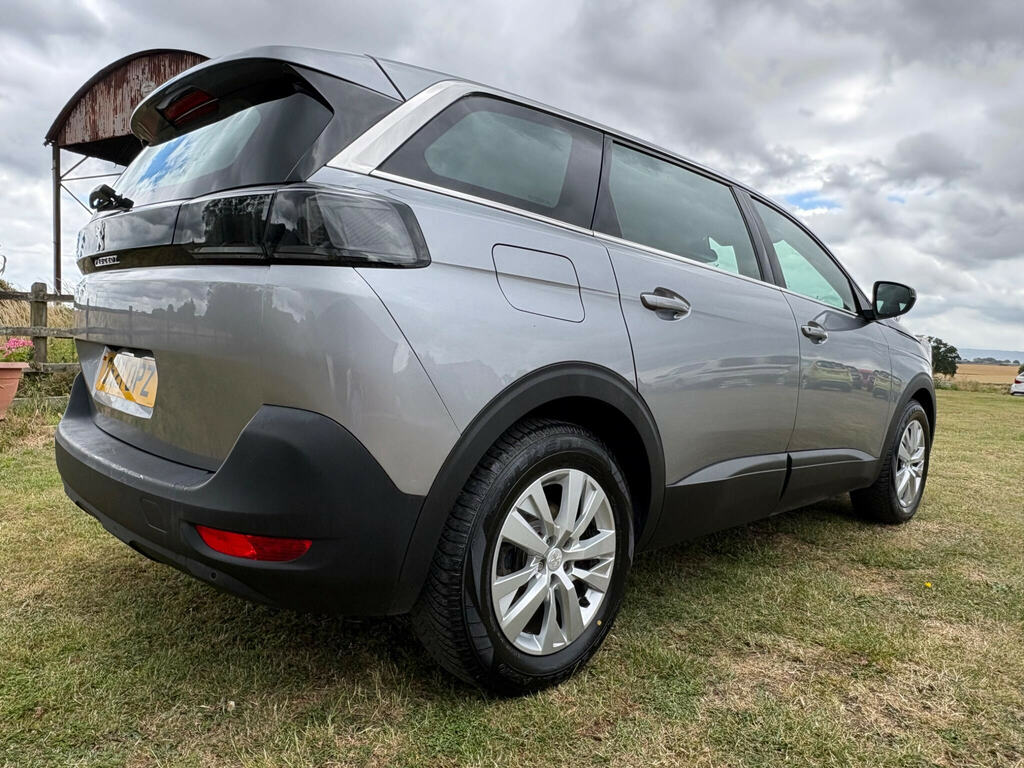 Peugeot 5008 Allure Premium Black #10