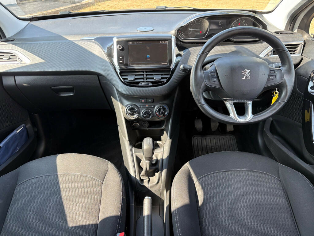 Peugeot 208 1.2 Puretech Active Euro 6 Ss Silver #2