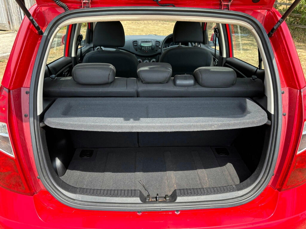 Hyundai I10 1.2 Active 85 Bhp Black #10