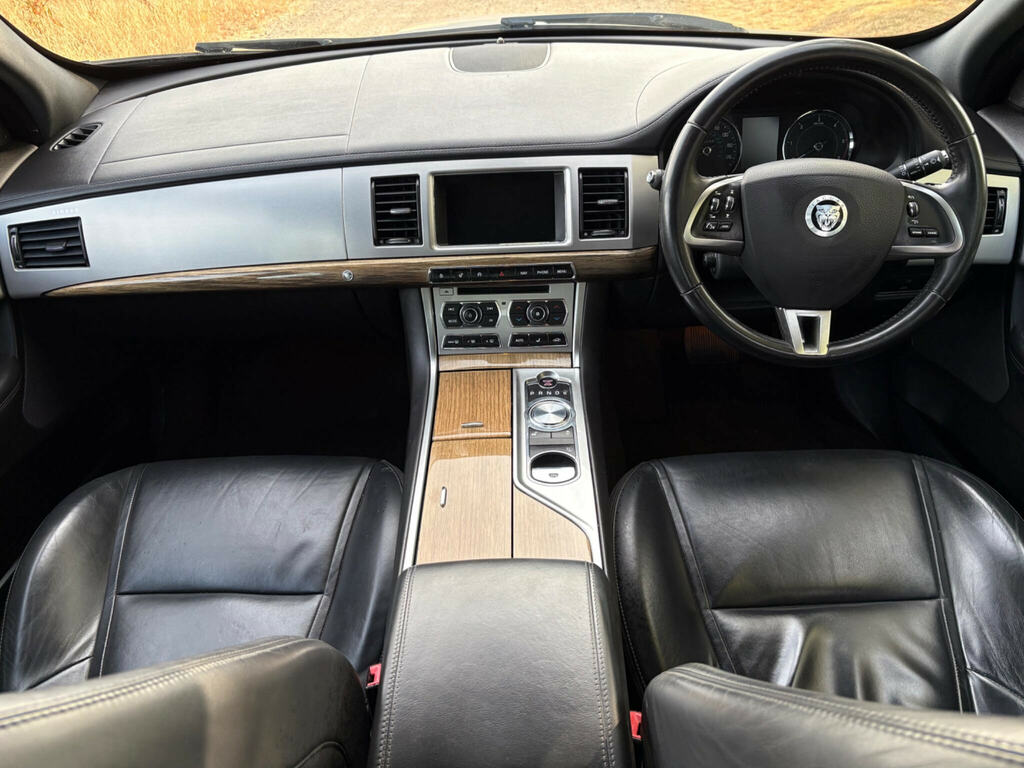 Jaguar XF 2.2D Premium Luxury Euro 5 Ss Silver #2