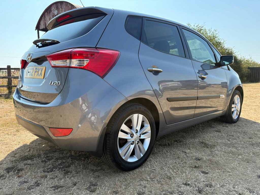 Hyundai Ix20 1.4 Style Euro 5 Ss White #8