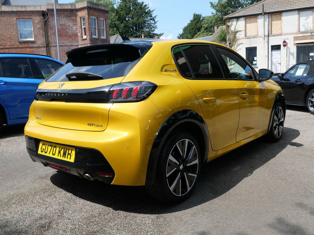 Peugeot 208 1.2 Puretech Gt Line Euro 6 Ss GU70KWH Yellow #4