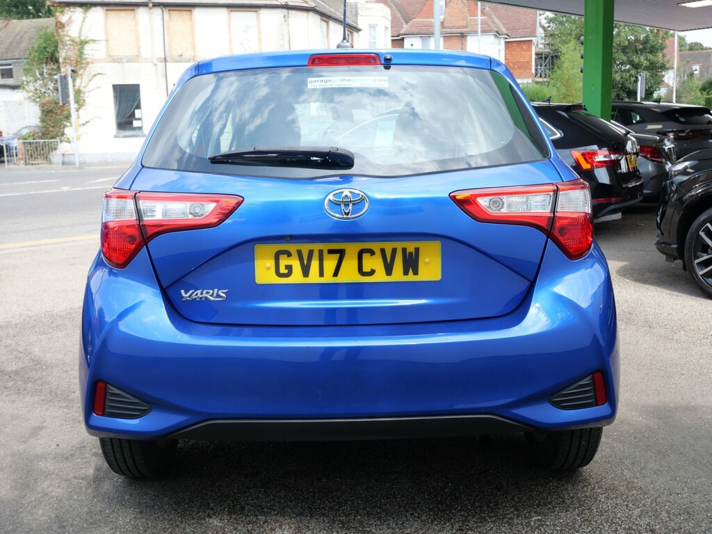 Toyota Yaris 1.5 Vvt-i Icon Euro 6 1 Owner Only 24000 Miles Blue #5