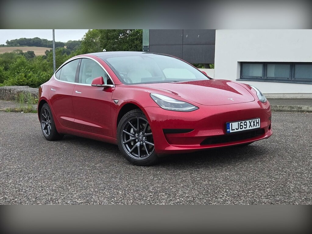 Tesla Model 3 Standard Range Plus Rwd 241 Bhp Red