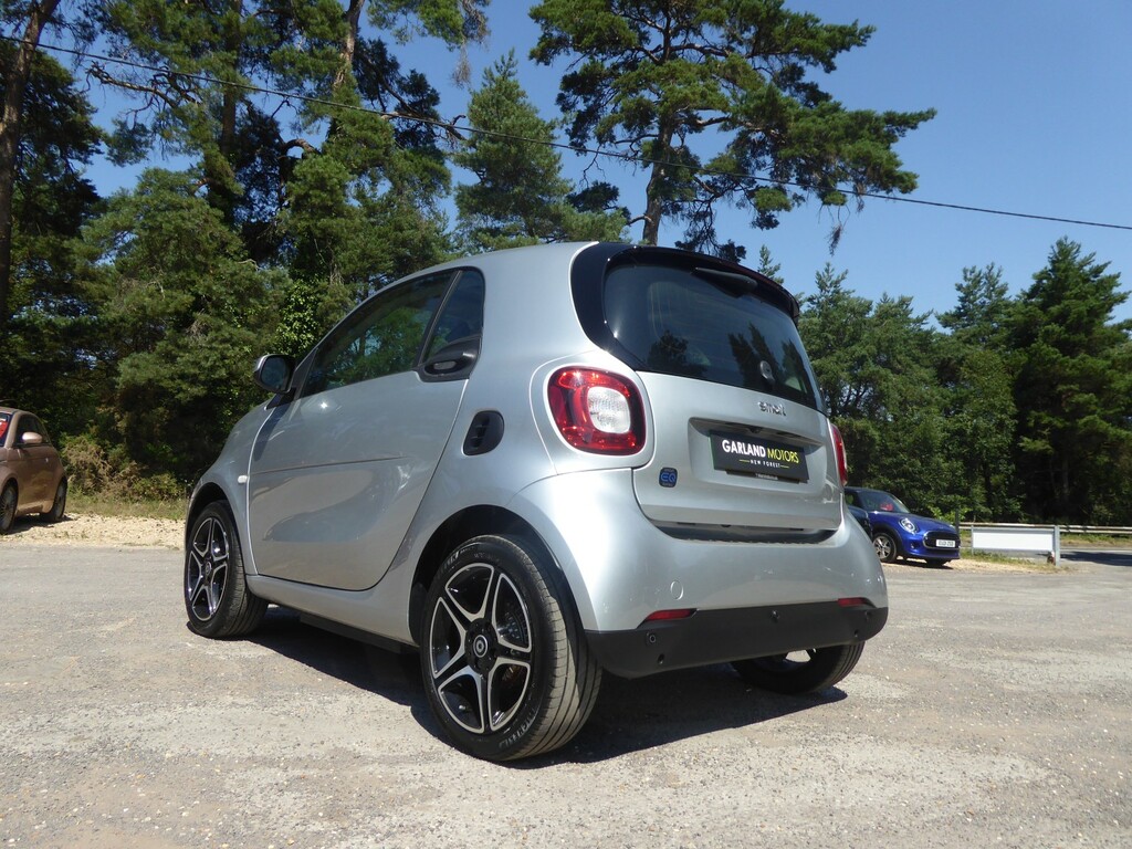 Smart Fortwo Coupe Coupe 17.6Kwh Pulse Premium 202272 Silver #2