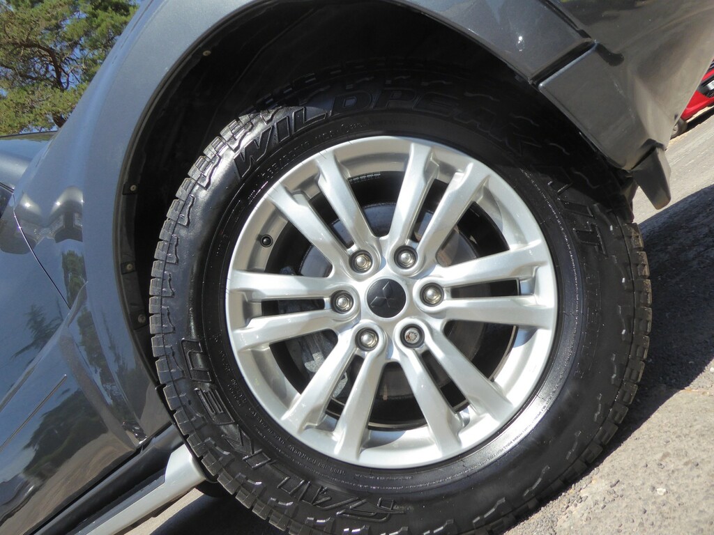 Mitsubishi Shogun Suv 3.2 Di-dc Sg3 201464 Grey #5