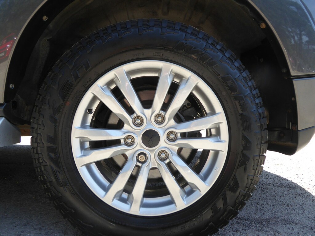 Mitsubishi Shogun 3.2 Di-dc Sg3 #35