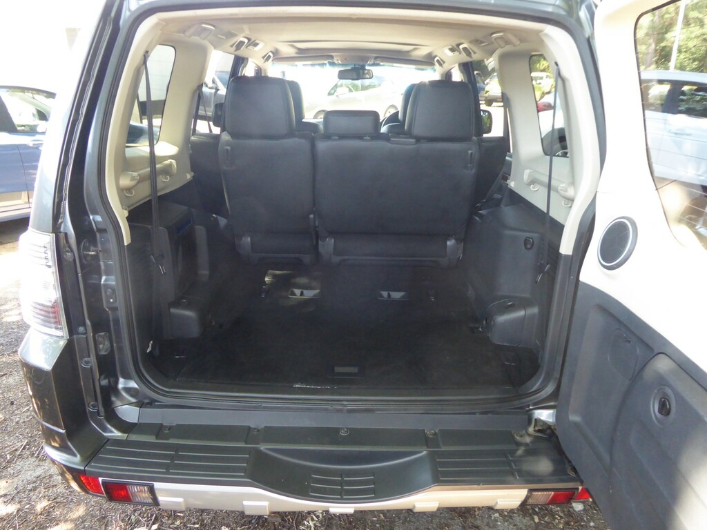 Mitsubishi Shogun 3.2 Di-dc Sg3 #13