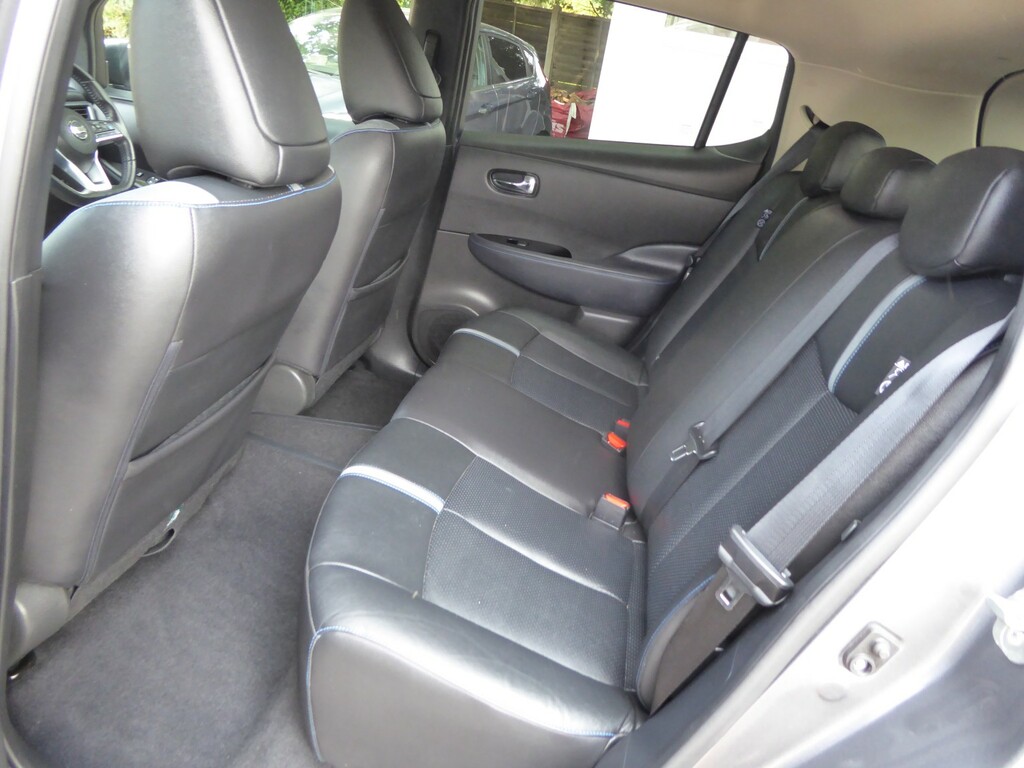 Nissan Leaf Hatchback E 110Kw N-connecta 40Kwh #12