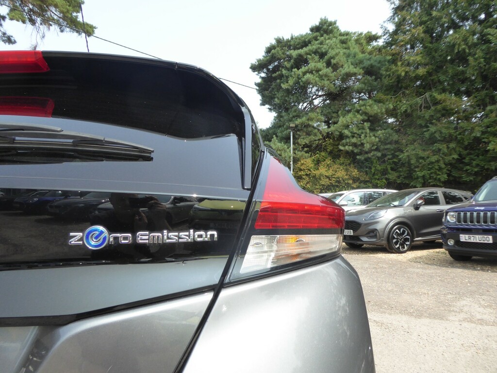 Nissan Leaf Hatchback E 110Kw N-connecta 40Kwh #41