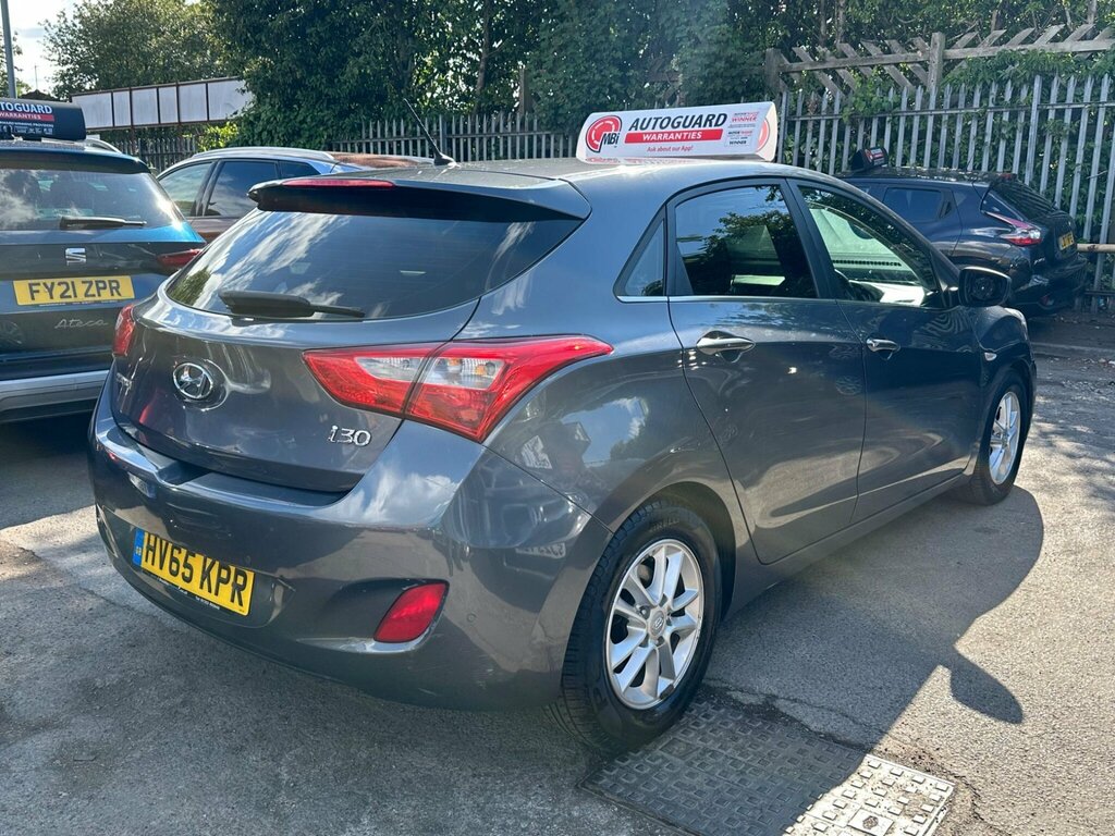 Hyundai I30 1.6 Crdi Blue Drive Se Euro 6 Ss Grey #6