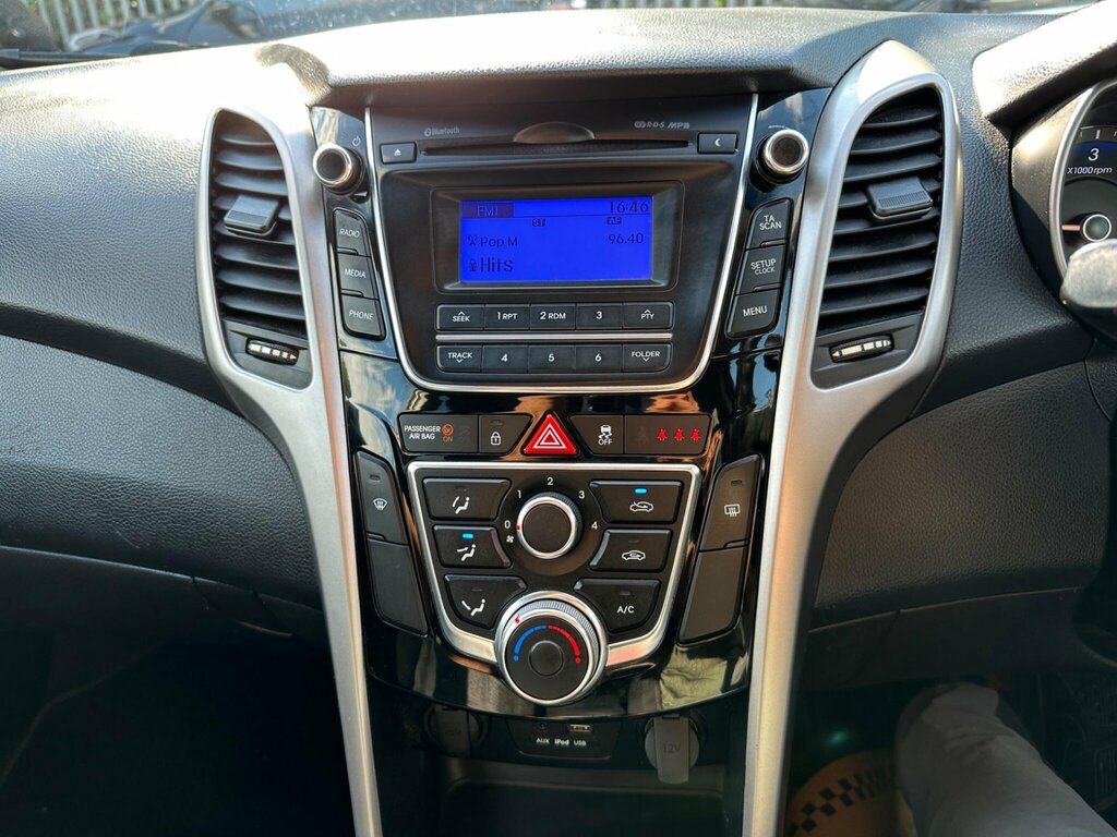 Hyundai I30 1.6 Crdi Blue Drive Silver #10