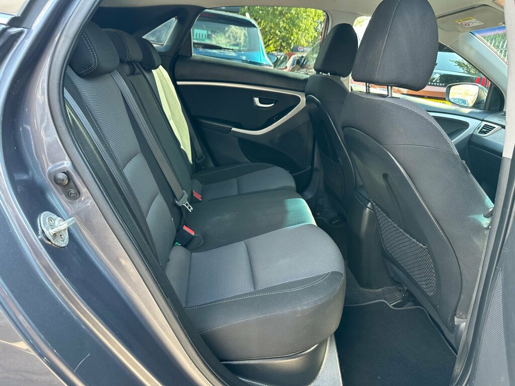Hyundai I30 1.6 Crdi Blue Drive Silver #8