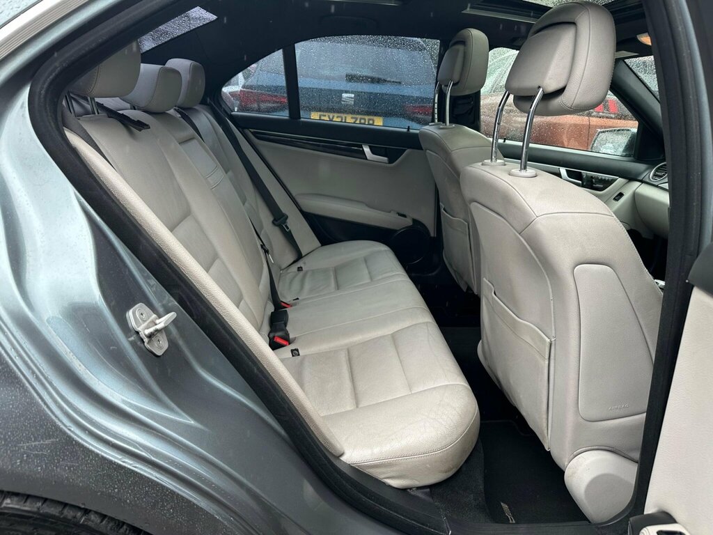 Mercedes-Benz C Class 1.8 C180 Blueefficiency Elegance Edition 125 15 Blue #8