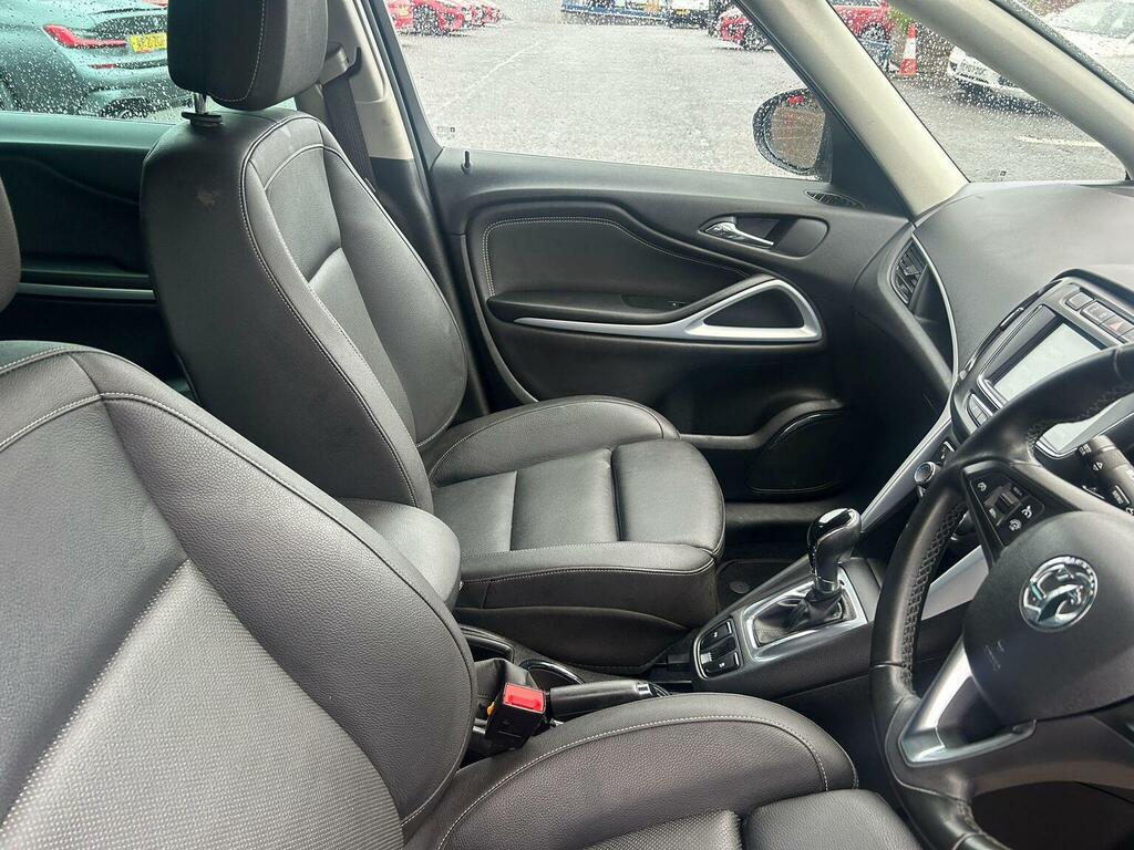 Vauxhall Zafira Tourer Tourer 1.4T Design Green #8
