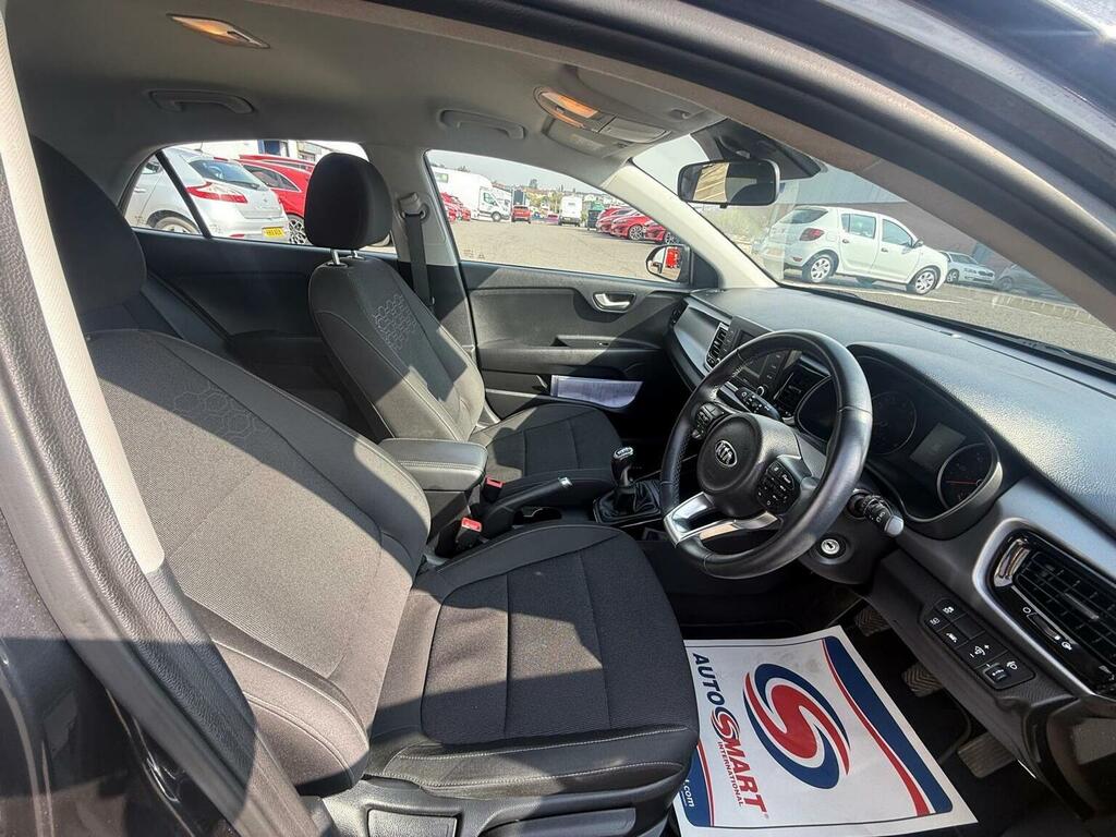 Kia RIO 1.25 Pulse Black #10