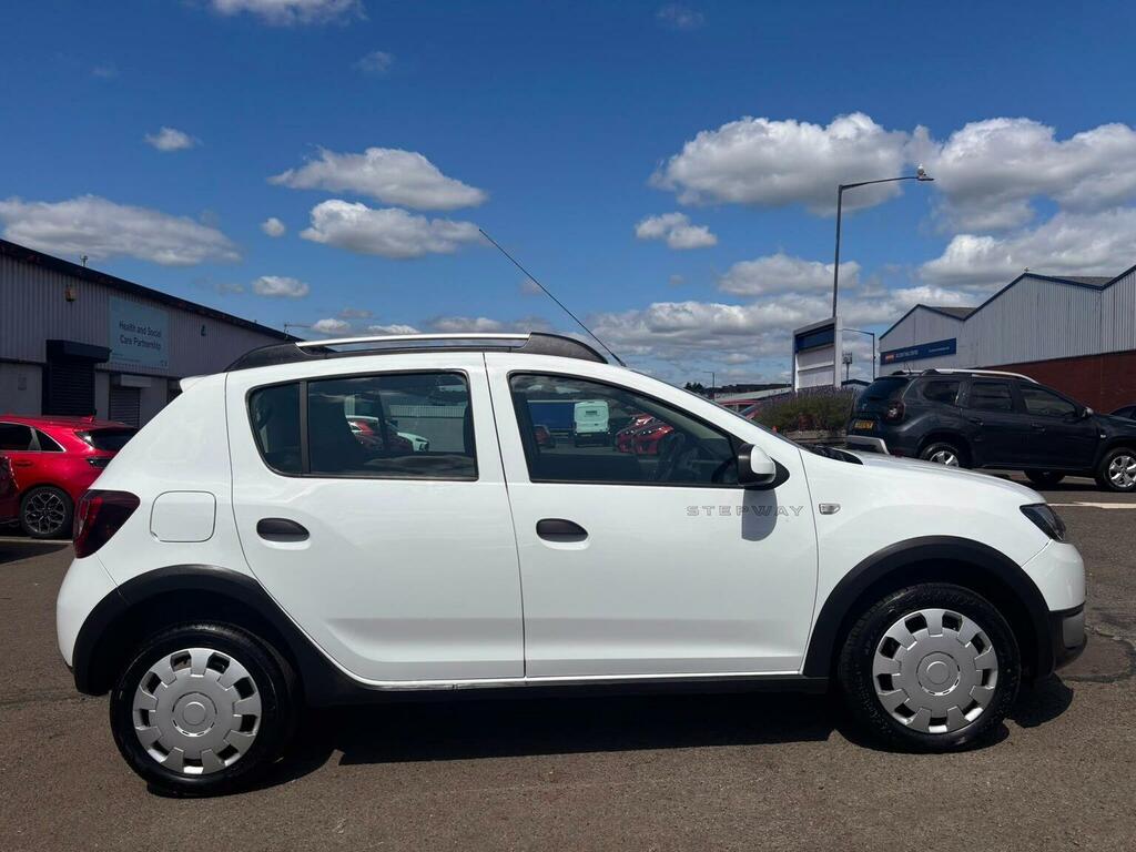 Dacia Sandero Stepway 0.9 Tce Laureate Euro 5 White #4