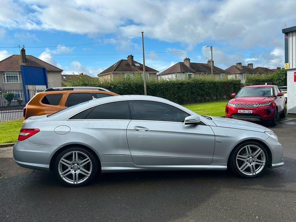 Mercedes-Benz E Class Coupe 2.1 E220 Cdi Blueefficiency Sport G-tronic Silver #4