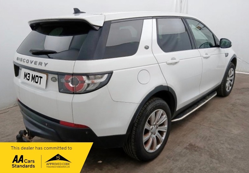 Land Rover Discovery Sport 2.0 Td4 Se White #3