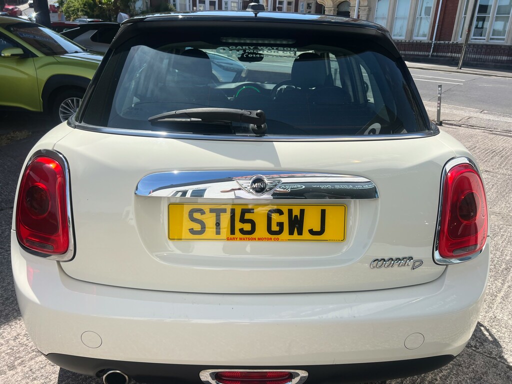 Mini Hatch Cooper D  #3