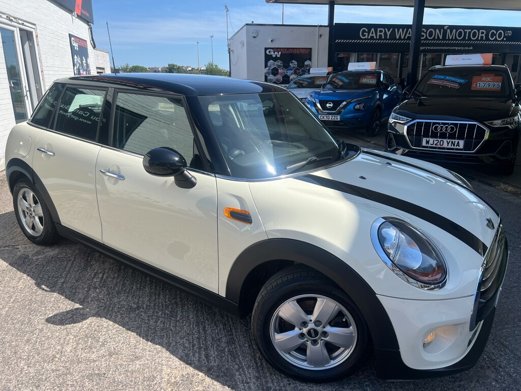 Mini Hatch Cooper D 