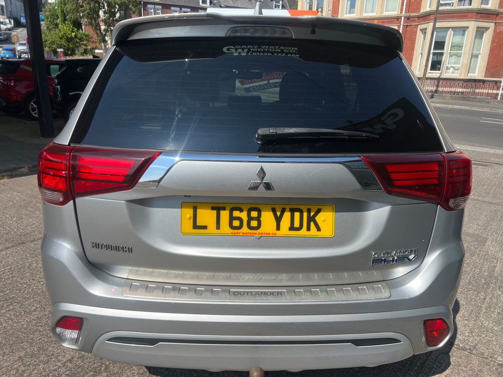 Mitsubishi Outlander Phev 4H #3