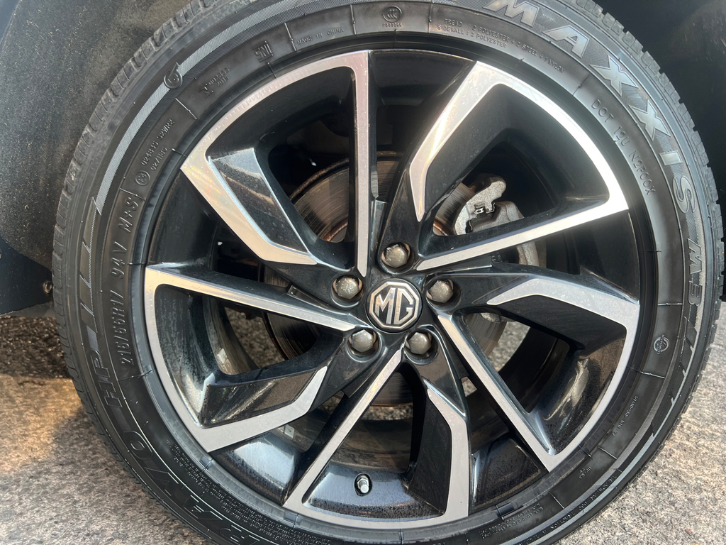MG ZS Mg Zs Exclusive Silver #7