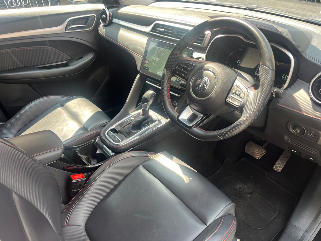 MG ZS Zs 1.5 Exclusive Orange #9