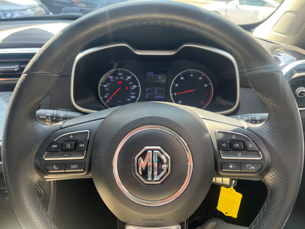 MG ZS 44.5Kwh Exclusive White #17