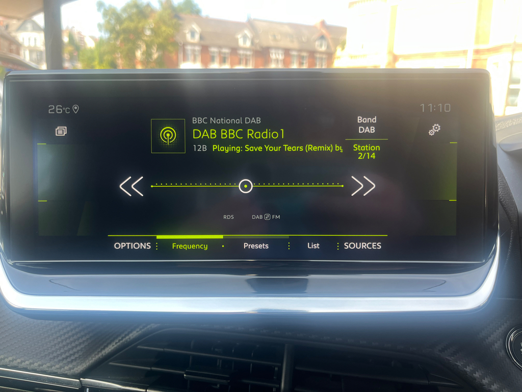 Peugeot 208 1.2 Puretech 100 Active Black #18