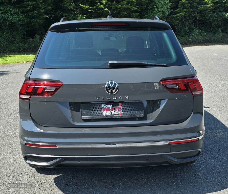 Volkswagen Tiguan 1.5 Tsi 150 Life BG21NPF Grey #5