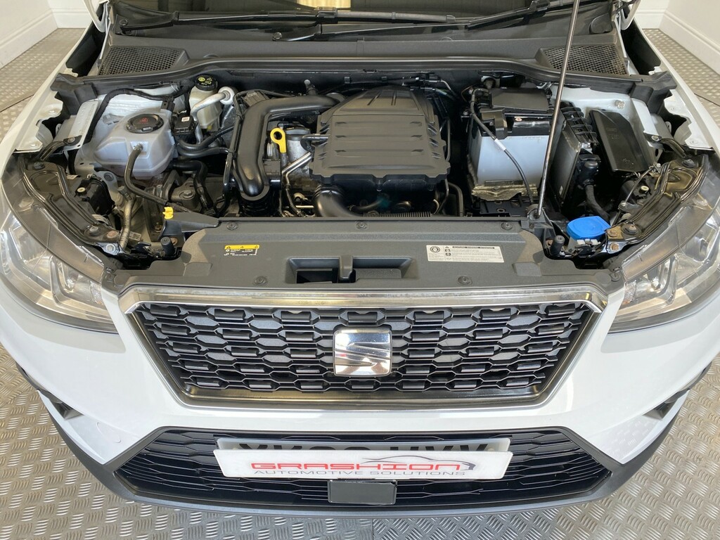 Seat Arona Hatchback Black #11