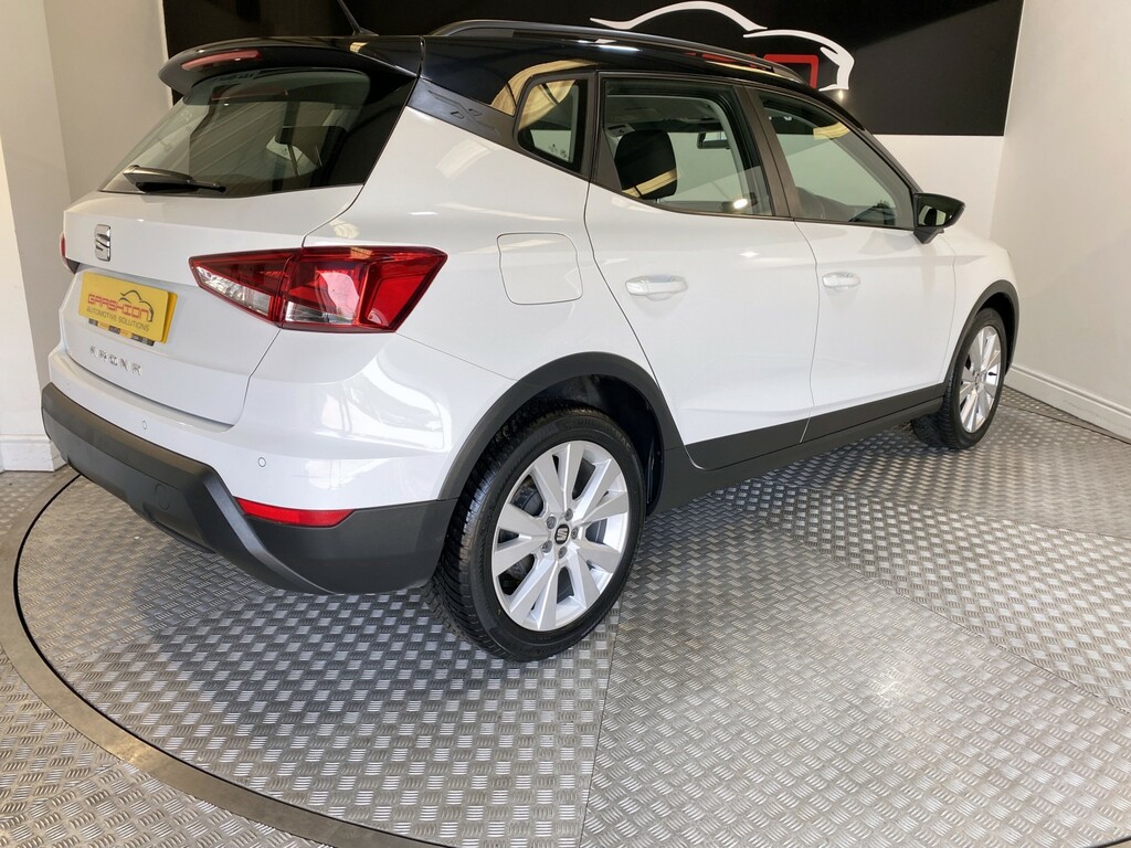 Seat Arona Hatchback Black #4