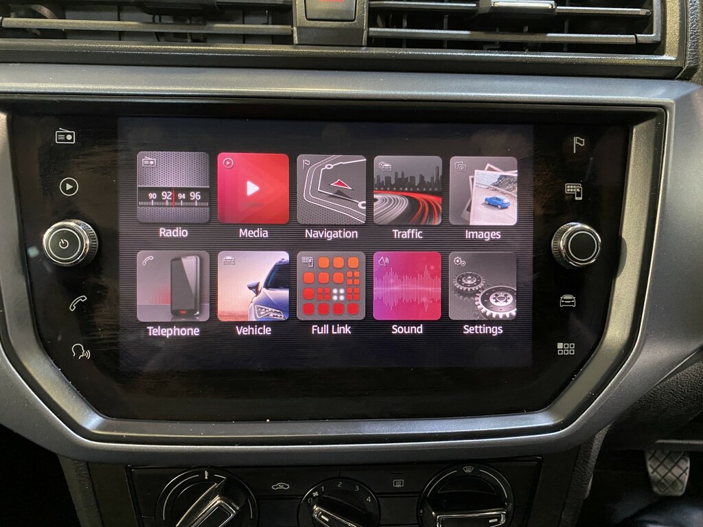 Seat Arona Hatchback Black #24