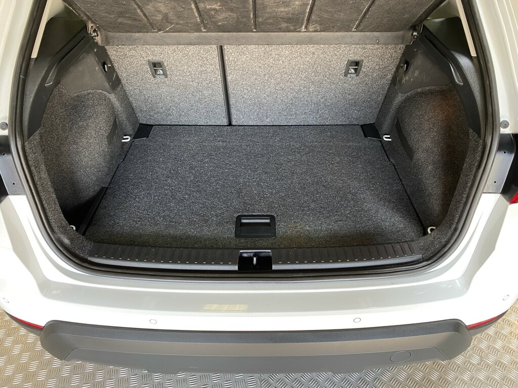 Seat Arona Hatchback Black #12