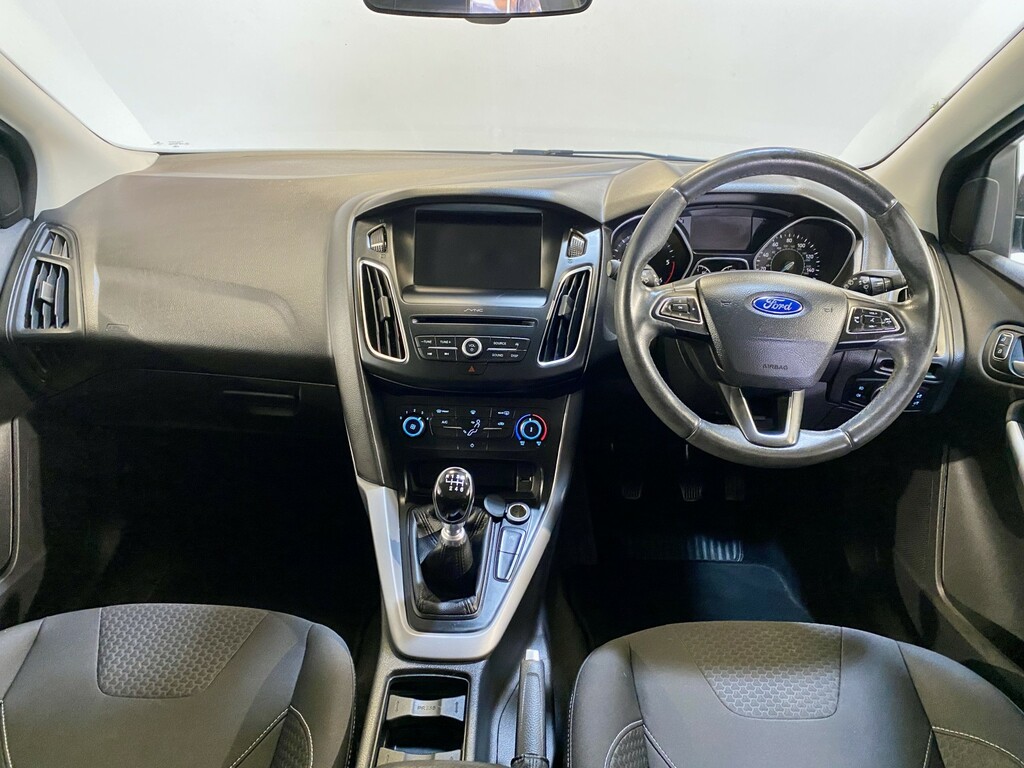 Ford Focus 1.5 Tdci 120 Zetec  #16
