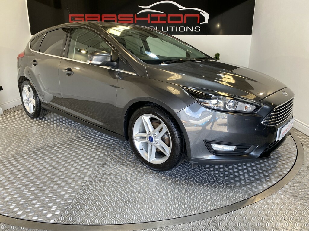 Ford Focus 1.5 Tdci 120 Zetec  #1