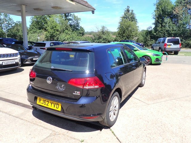 Volkswagen Golf Hatchback RJ62YVD Black #2