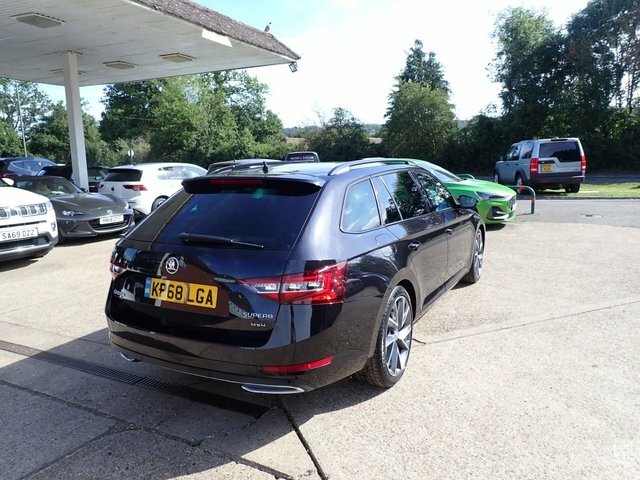 Skoda Superb Estate Black #2