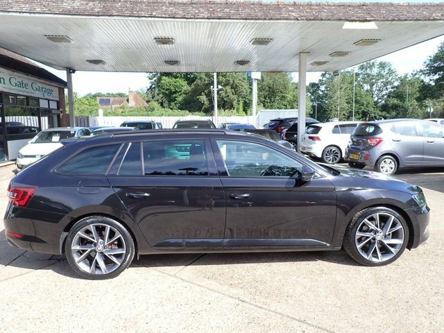 Skoda Superb Estate Black