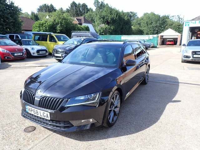 Skoda Superb Estate Black #6