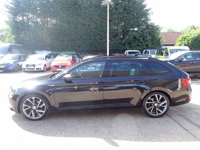 Skoda Superb Estate Black #5