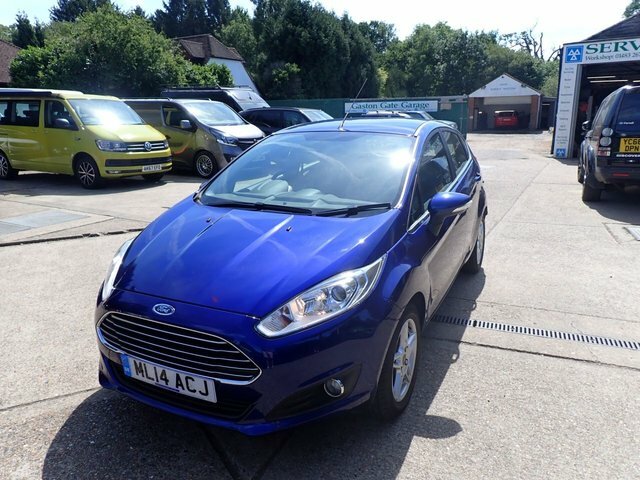 Ford Fiesta Hatchback Blue #4