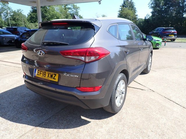 Hyundai Tucson Suv Grey #2