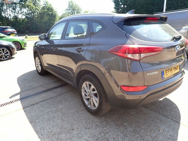 Hyundai Tucson Suv Grey #3